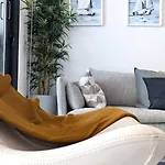 Sunset Waves Sweet Apartment